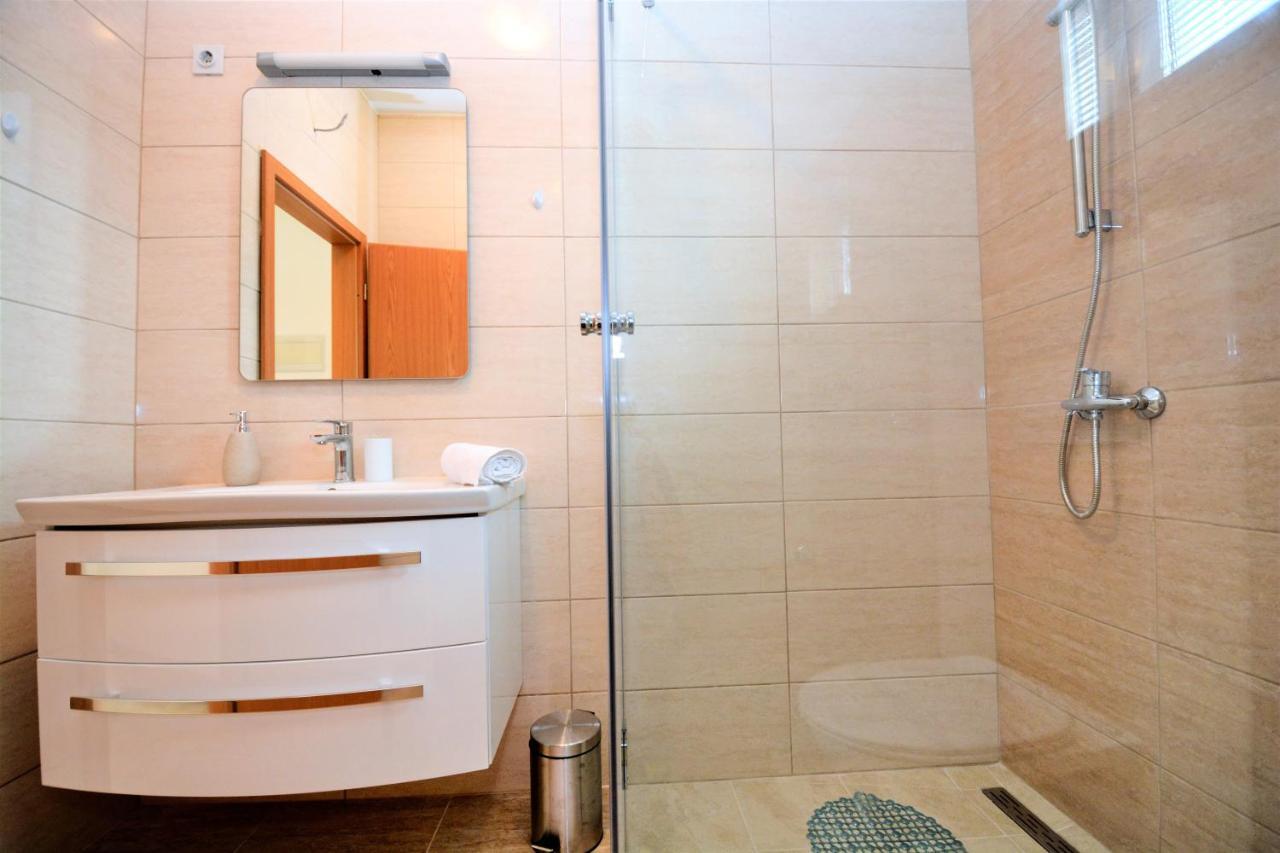 Villa Allegro Sukošan Exterior foto