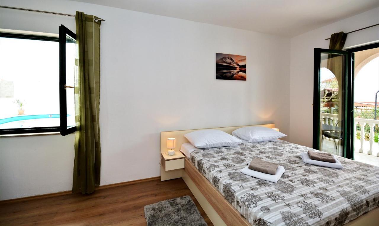 Villa Allegro Sukošan Exterior foto